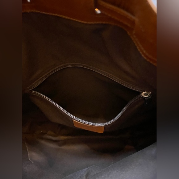 Salvatore Ferragamo, Vintage Caramel Calf Leather Drawstring Hobo Bag - Picture 13 of 15